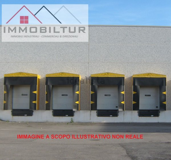 capannone in affitto a Sesto Fiorentino in zona Padule