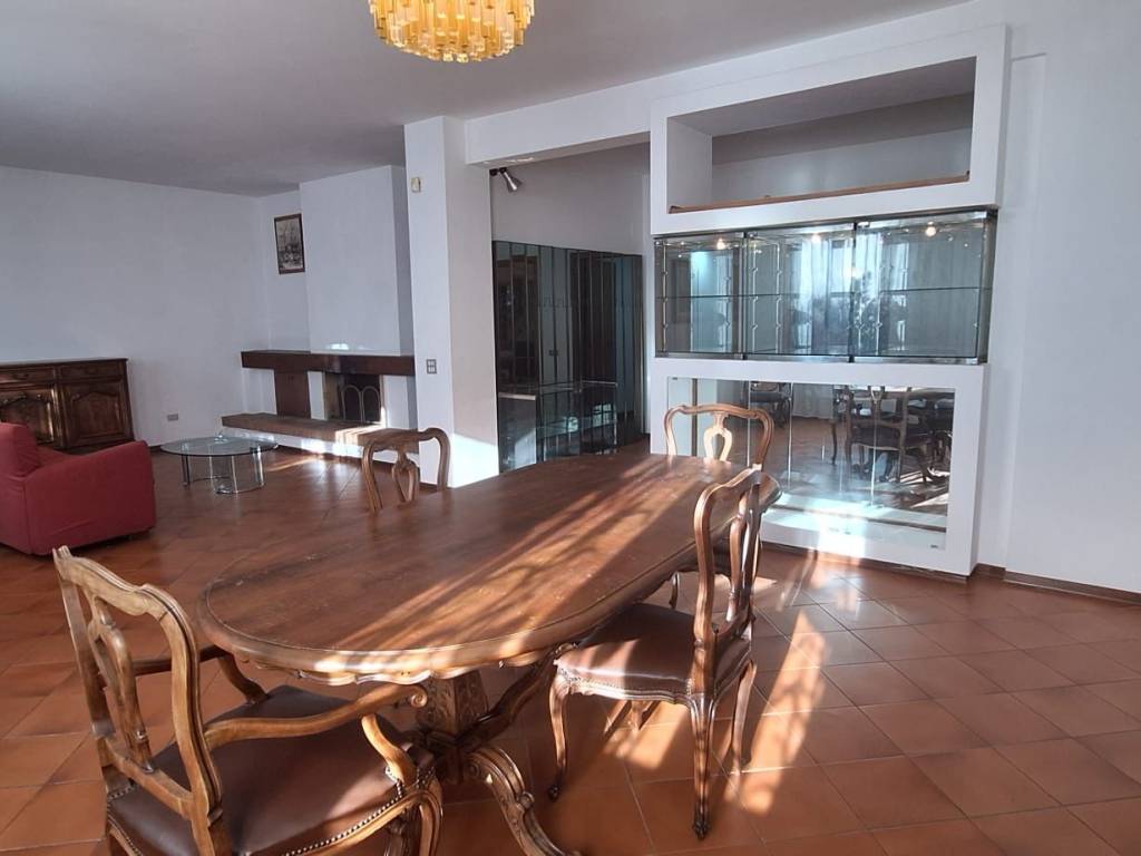 appartamento in affitto a Sesto Fiorentino