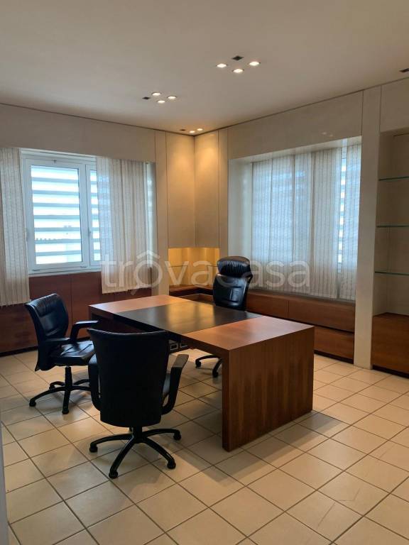 ufficio in affitto a Sesto Fiorentino