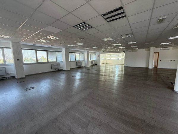 ufficio in affitto a Sesto Fiorentino in zona Osmannoro