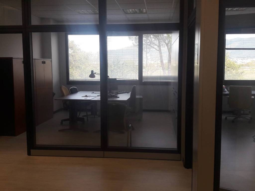 ufficio in affitto a Sesto Fiorentino in zona Osmannoro