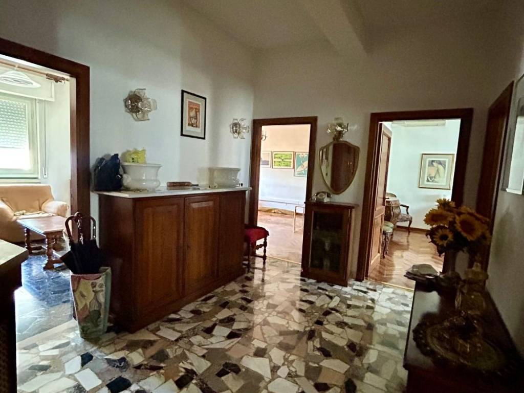 appartamento in affitto a Sesto Fiorentino in zona Colonnata