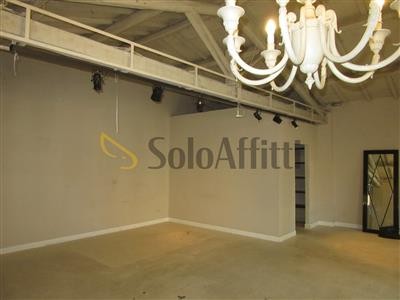 locale commerciale in affitto a Sesto Fiorentino in zona Colonnata