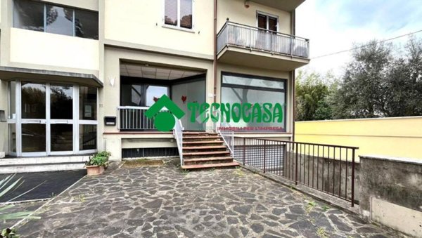 negozio in affitto a Sesto Fiorentino