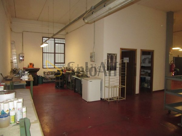 ufficio in affitto a Sesto Fiorentino in zona Zambra