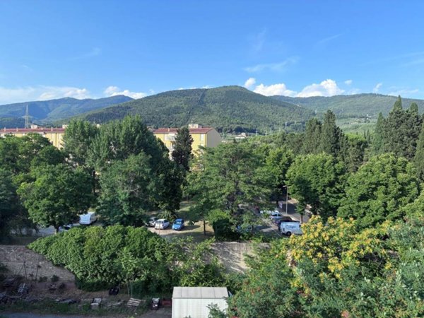 appartamento in affitto a Sesto Fiorentino in zona Colonnata