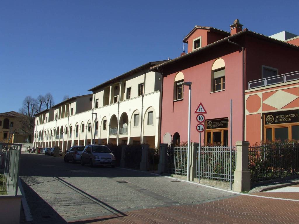 ufficio in affitto a Sesto Fiorentino in zona Colonnata