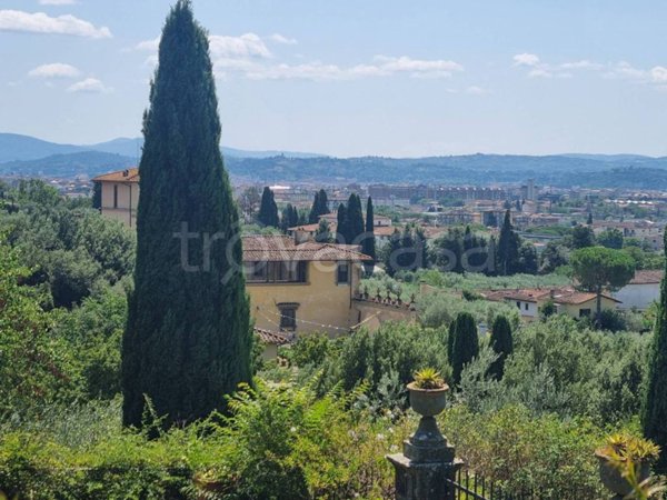 casa indipendente in affitto a Sesto Fiorentino in zona Castellina