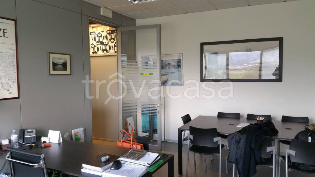 ufficio in affitto a Sesto Fiorentino in zona Osmannoro