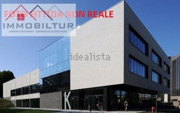 locale commerciale in affitto a Signa