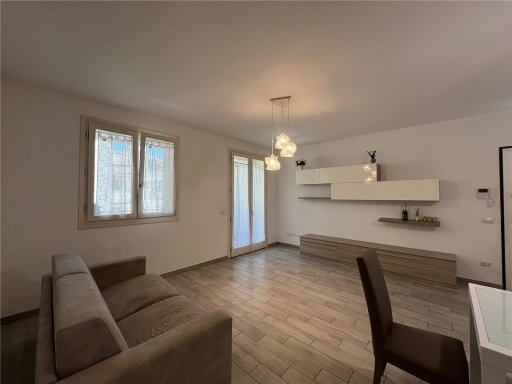 appartamento in affitto a Signa