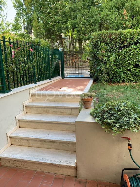 appartamento in affitto a Signa