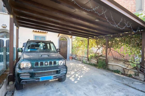 appartamento in affitto a Signa in zona Lecore