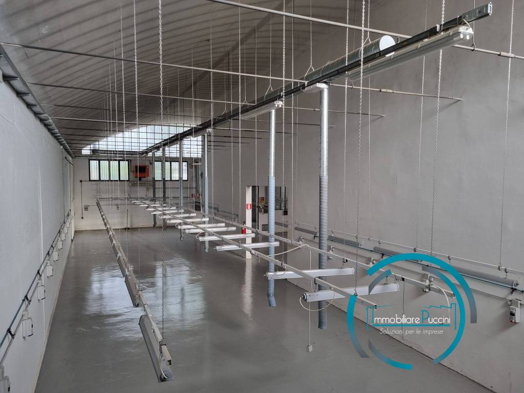 locale commerciale in affitto a Signa in zona San Mauro a Signa