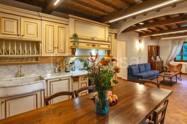 appartamento in affitto a Vicchio in zona Gattaia