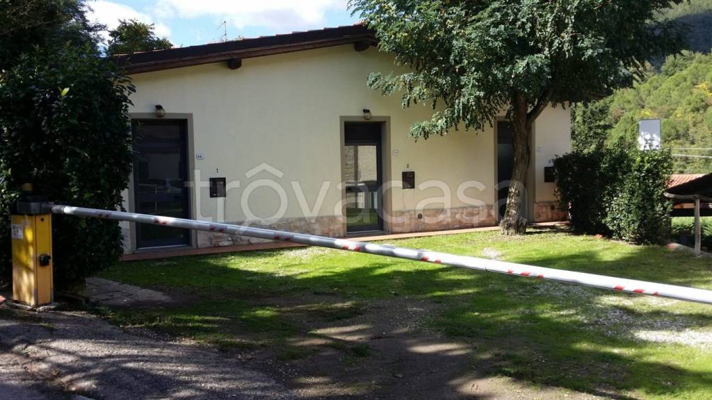 appartamento in affitto a Vicchio in zona Villore