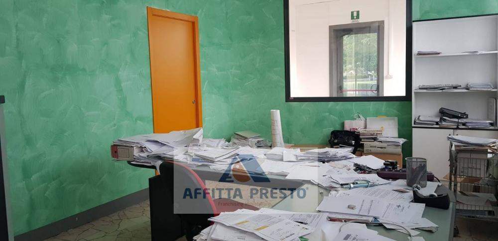 locale di sgombero in affitto a Vinci in zona Sovigliana
