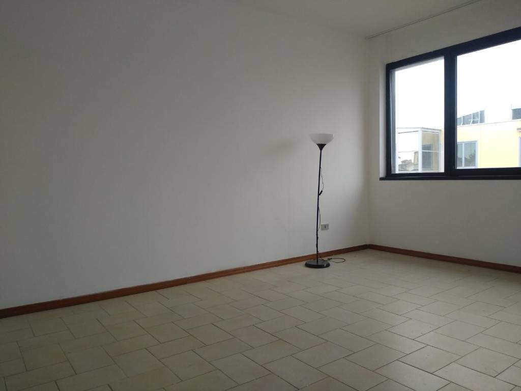 ufficio in affitto a Vinci in zona Sovigliana