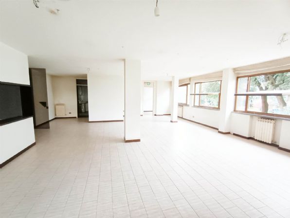 ufficio in affitto a Vinci in zona Spicchio