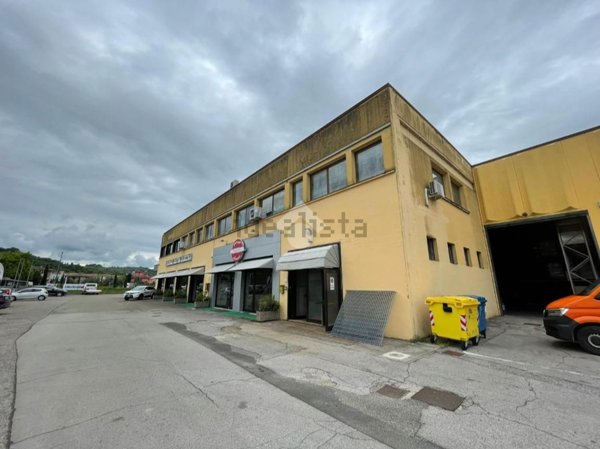 ufficio in affitto a Figline e Incisa Valdarno in zona Figline Valdarno