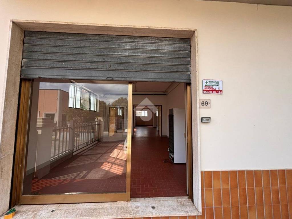negozio in affitto a Figline e Incisa Valdarno