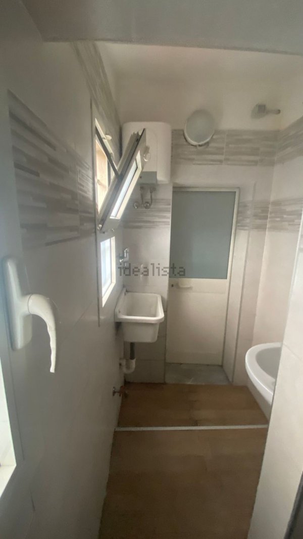 locale commerciale in affitto a Figline e Incisa Valdarno