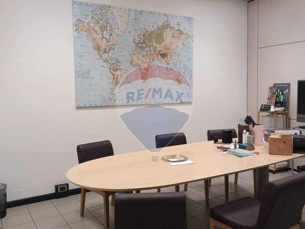 negozio in affitto a Figline e Incisa Valdarno in zona Figline Valdarno