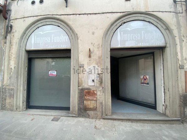 negozio in affitto a Figline e Incisa Valdarno