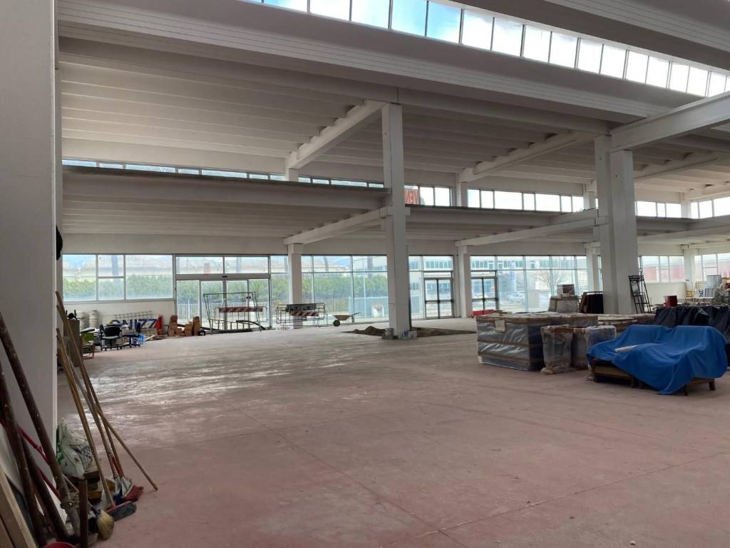 capannone in affitto a Figline e Incisa Valdarno