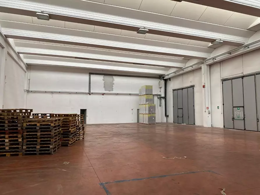 capannone in affitto a Figline e Incisa Valdarno