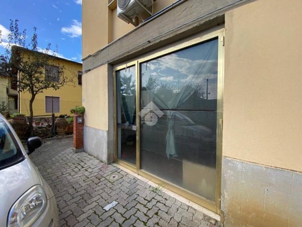 locale commerciale a Figline e Incisa Valdarno in zona Figline Valdarno