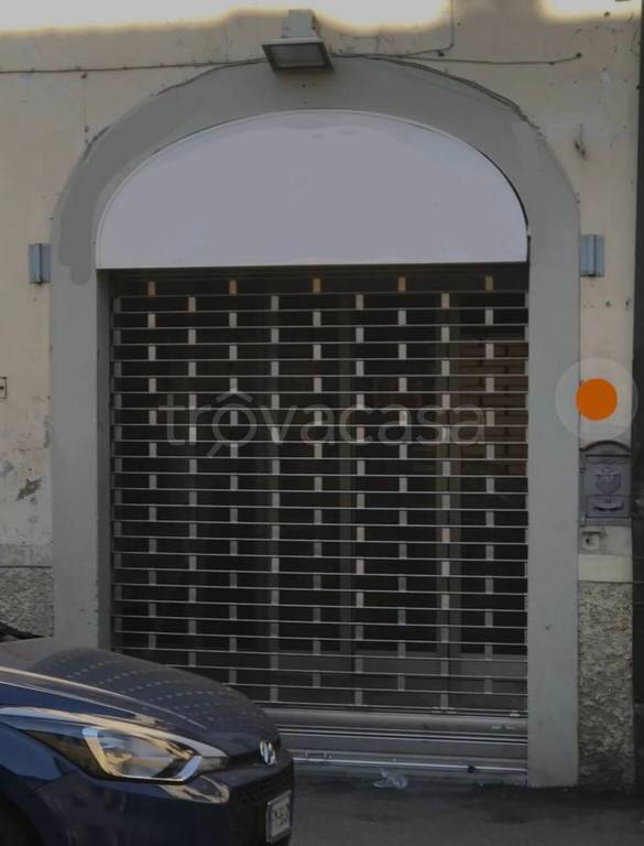 negozio in affitto a Figline e Incisa Valdarno