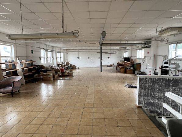 negozio in affitto a Figline e Incisa Valdarno in zona Figline Valdarno