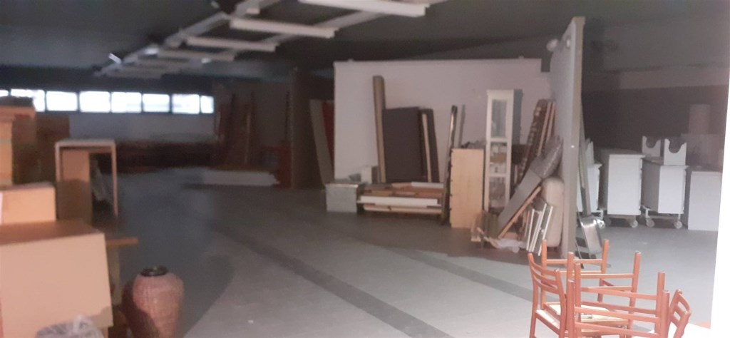 negozio in affitto a Scarperia e San Piero in zona San Piero a Sieve