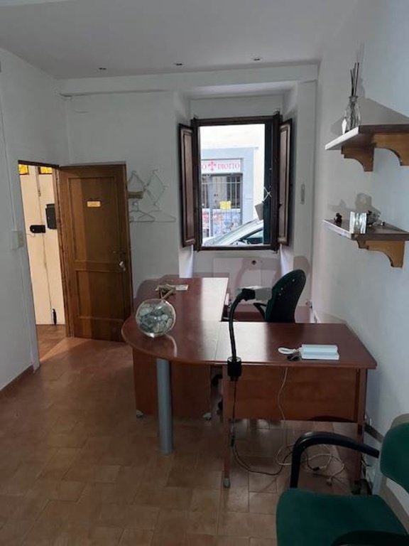 ufficio in affitto a Scarperia e San Piero in zona Scarperia