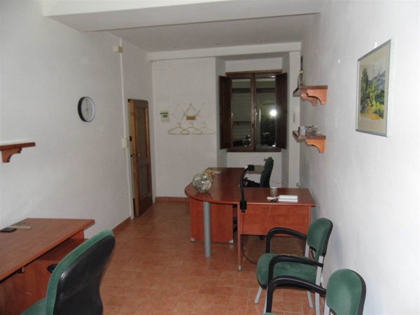 ufficio in affitto a Scarperia e San Piero in zona Scarperia
