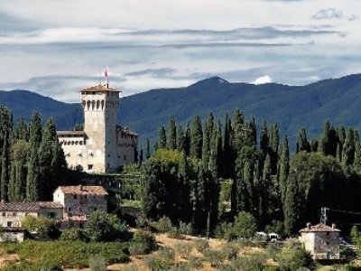 locale di sgombero in affitto a Scarperia e San Piero in zona Scarperia
