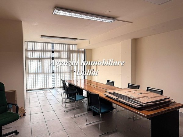ufficio in affitto a Scarperia e San Piero in zona Scarperia