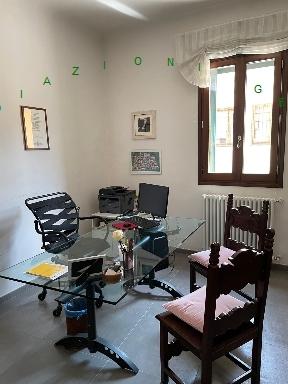 ufficio in affitto a Scarperia e San Piero in zona Scarperia