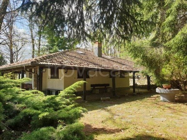 casa indipendente in affitto ad Armeno