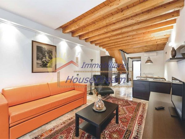 appartamento in affitto ad Arona