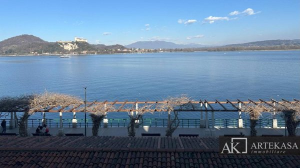 appartamento in affitto ad Arona