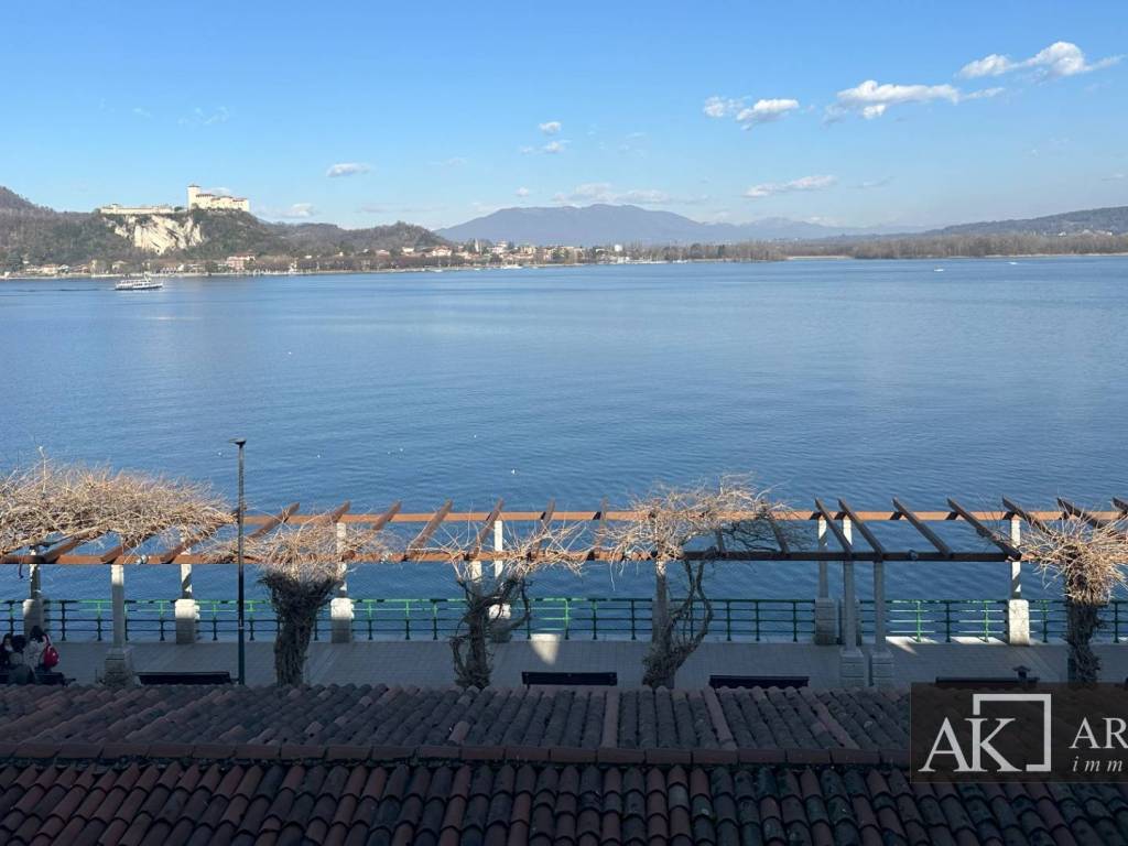 appartamento in affitto ad Arona