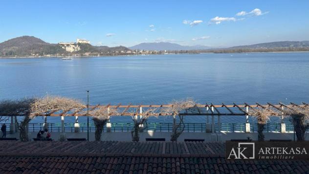 appartamento in affitto ad Arona