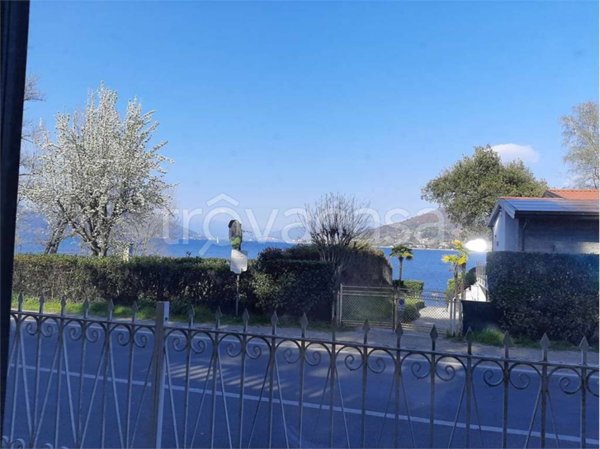 appartamento in affitto ad Arona
