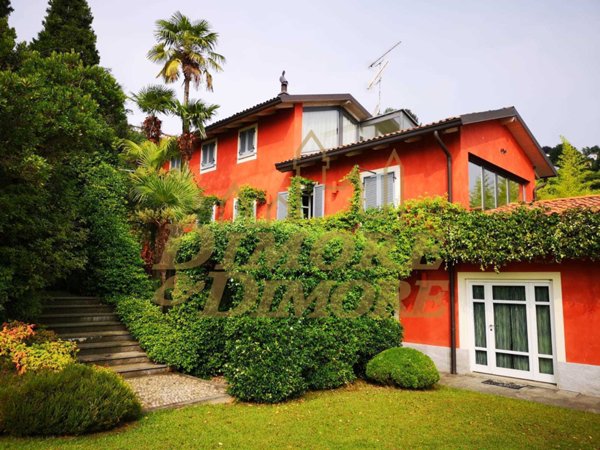 villa in affitto ad Arona