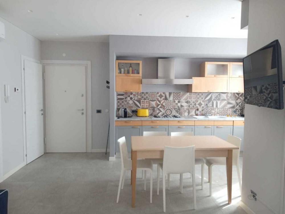 appartamento in affitto ad Arona