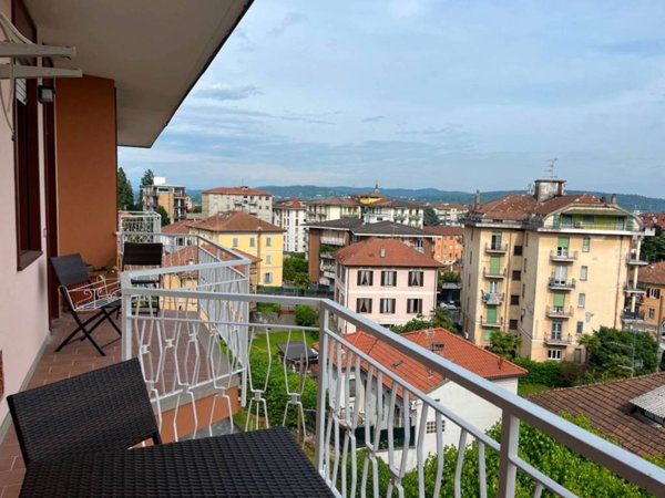 appartamento in affitto ad Arona