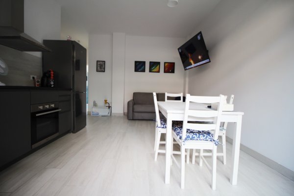 appartamento in affitto ad Arona
