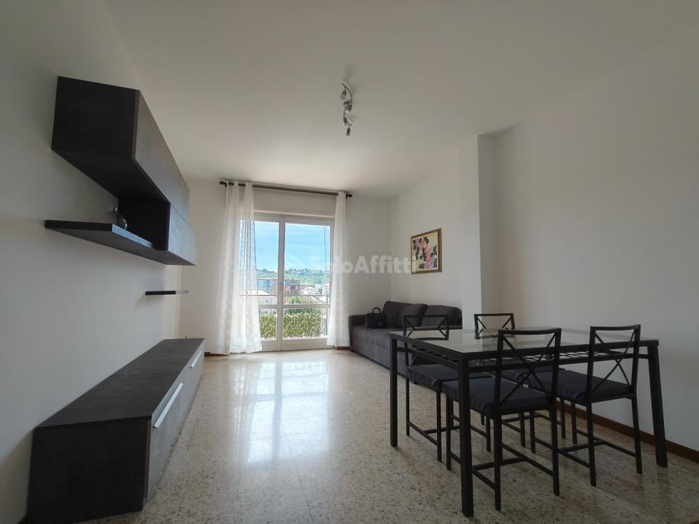 appartamento in affitto ad Arona